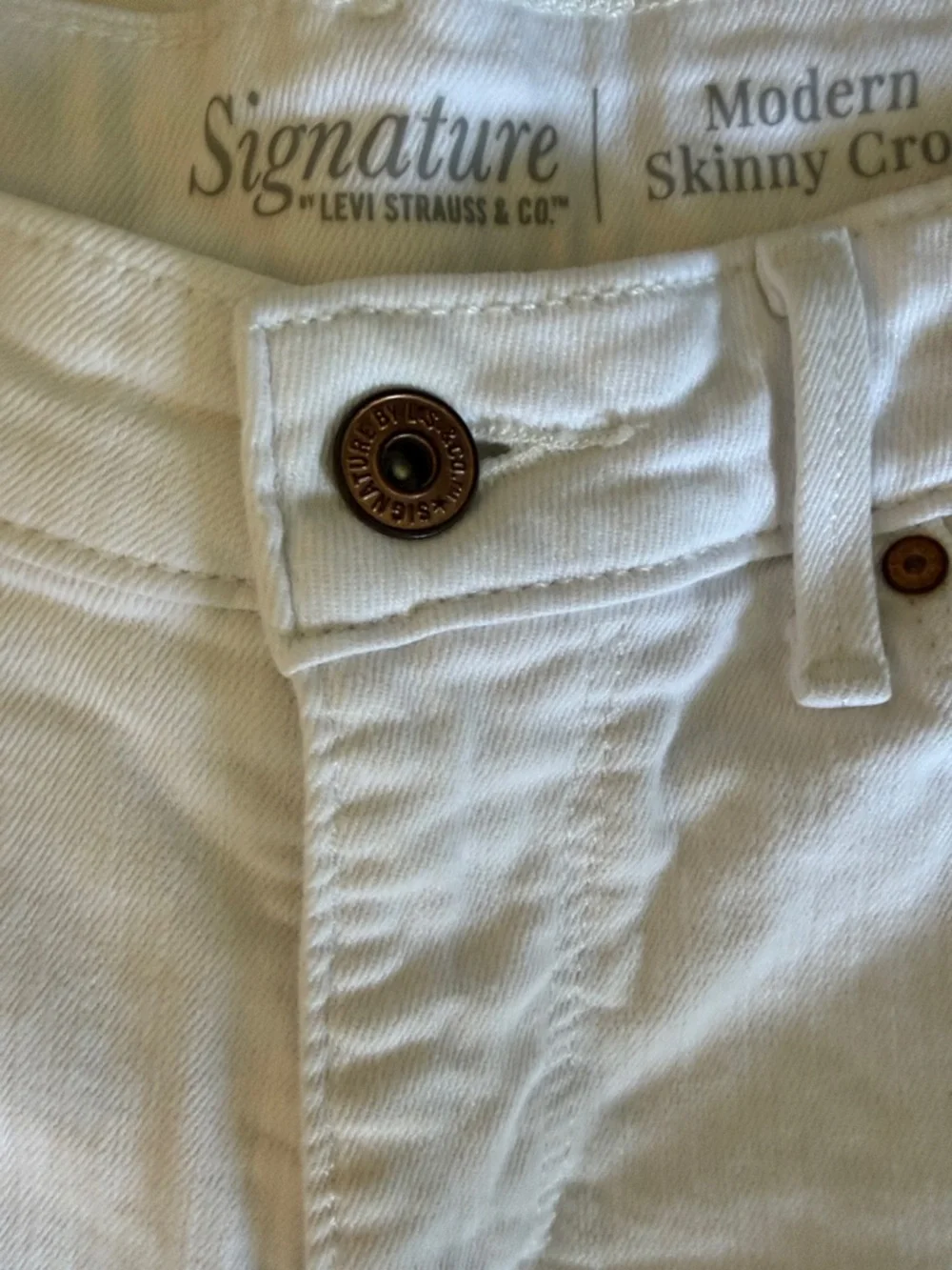 Signature by Levi Strauss crisp white